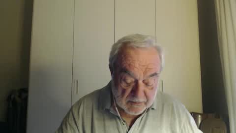 ciaoamoremio4 online show from 12/04/24, 12:47