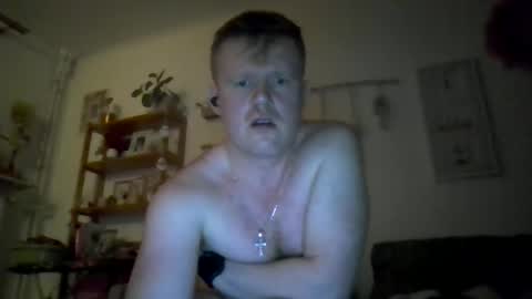 ciasnsyrize1996 online show from 12/04/25, 12:42