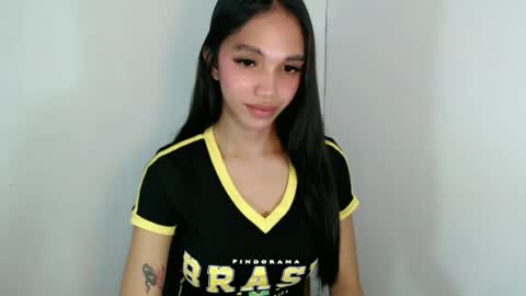 Snapshot of cici_02 chatting on 06/14/26, 02:24 call me Cici online show from 06/14/26, 02:24
