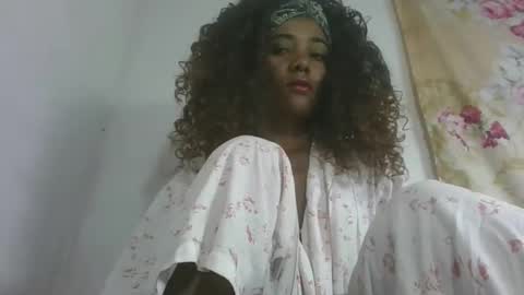 Snapshot of ciciazzhh chatting on 03/02/26, 05:19 ciciazzhh online show from 03/02/26, 05:19