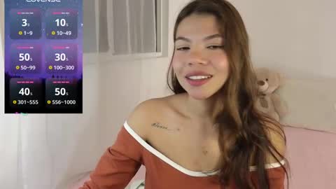 Snapshot of cielo_18d chatting on 12/14/24, 02:45 Mia online show from 12/14/24, 02:45