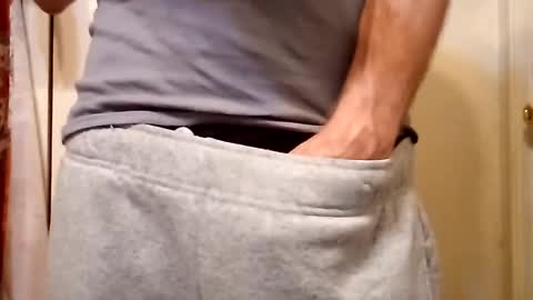 Snapshot of ciestep8216 chatting on 01/08/25, 08:38 ciestep8216 online show from 01/08/25, 08:38