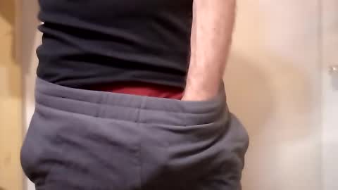 Snapshot of ciestep8216 chatting on 01/29/25, 09:01 ciestep8216 online show from 01/29/25, 09:01