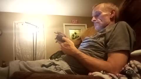 Snapshot of ciestep8216 chatting on 02/15/25, 07:38 ciestep8216 online show from 02/15/25, 07:38