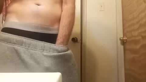 Snapshot of ciestep8216 chatting on 03/02/25, 01:47 ciestep8216 online show from 03/02/25, 01:47