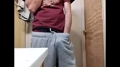 Snapshot of ciestep8216 chatting on 03/10/25, 10:59 ciestep8216 online show from 03/10/25, 10:59