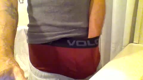 Snapshot of ciestep8216 chatting on 09/27/25, 06:07 ciestep8216 online show from 09/27/25, 06:07