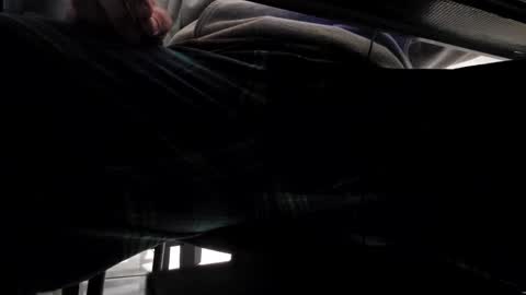 cigneska1 online show from 12/31/24, 05:07