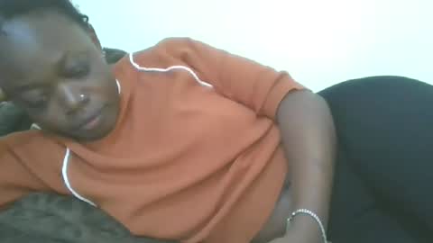 cilia petite online show from 11/21/25, 11:42