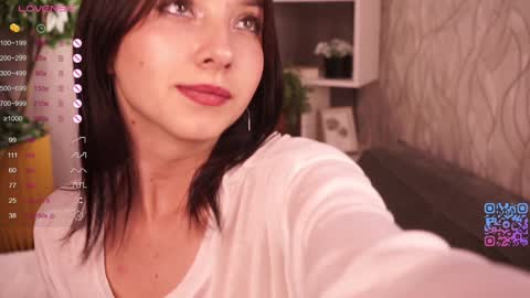   L  online show from 09/27/25, 09:09