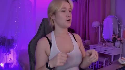 Cin Bellamy online show from 11/05/25, 05:07