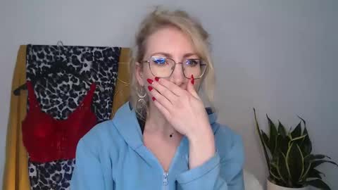 Cinderella online show from 04/21/26, 05:36