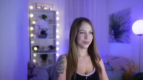 Snapshot of cindy_grey_ chatting on 10/02/25, 06:48 Cintybaby online show from 10/02/25, 06:48