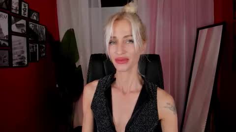 Cindy online show from 10/05/25, 10:13