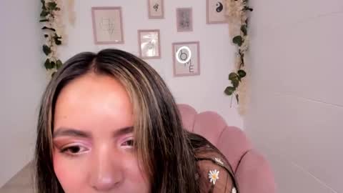 Snapshot of cindyolmos chatting on 02/10/25, 02:16 Cindy online show from 02/10/25, 02:16