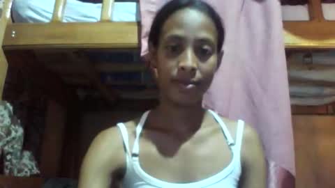 Snapshot of cindyx69q chatting on 04/20/26, 01:03 cindyx69q online show from 04/20/26, 01:03