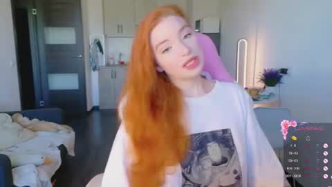Snapshot of cinnabongirls chatting on 06/22/26, 12:02 Maddy online show from 06/22/26, 12:02