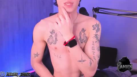 Snapshot of cinnamon_boyxxx chatting on 09/25/25, 01:53 David     Independent Model online show from 09/25/25, 01:53