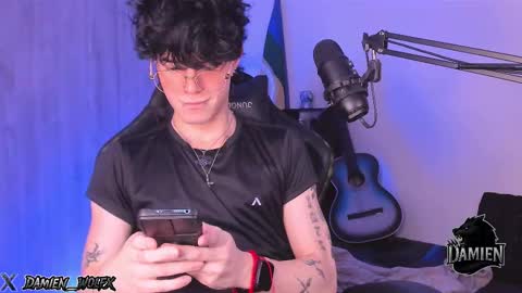 Snapshot of cinnamon_boyxxx chatting on 09/29/25, 01:22 David     Independent Model online show from 09/29/25, 01:22