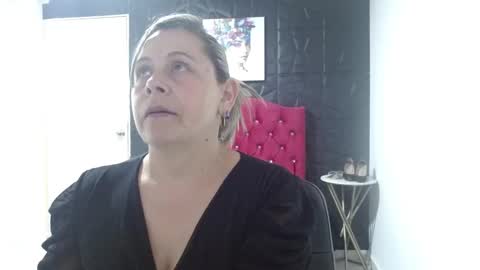 cinthia1609 online show from 02/08/25, 07:27