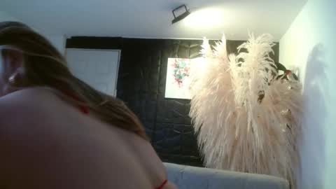 cinthia1609 online show from 12/01/25, 08:03