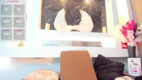 Cinthya  online show from 11/11/25, 12:05