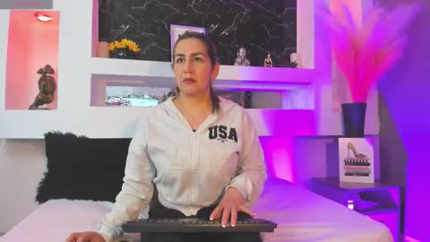 Snapshot of cinthya_mjs chatting on 03/09/26, 12:09 Cinthya online show from 03/09/26, 12:09