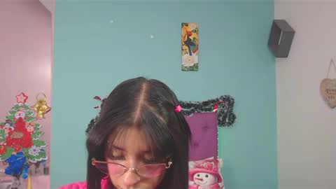 cinthyagomez6 online show from 12/10/24, 10:28