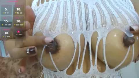 Cintia Hills online show from 11/12/25, 04:35