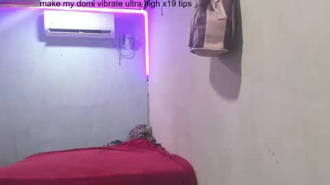 Snapshot of circe_cherry7 chatting on 10/24/25, 10:28 Circe Cherry online show from 10/24/25, 10:28