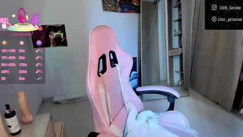 Paulina online show from 12/13/25, 08:58