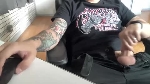 circleofsix online show from 09/22/25, 05:26