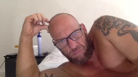 . online show from 01/29/25, 10:32