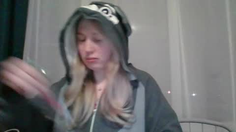 Snapshot of citrusblissss chatting on 03/11/25, 02:29 citrusblissss online show from 03/11/25, 02:29
