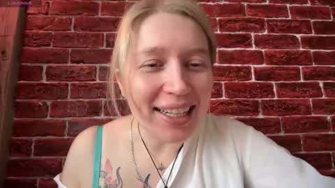 citrusblissss online show from 11/14/25, 03:27