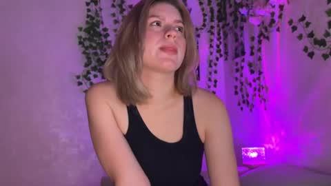 Snapshot of citruska chatting on 10/03/25, 09:45 karina online show from 10/03/25, 09:45