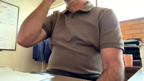 Cjd32 online show from 09/19/25, 06:19