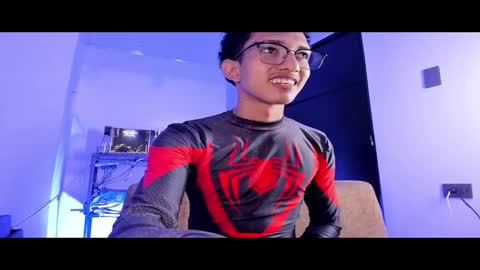 cj_davis1 online show from 10/31/25, 03:18