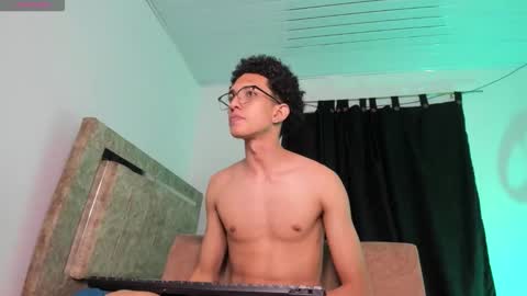 cj_davis1 online show from 03/12/26, 04:18