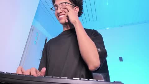 cj_davis1 online show from 05/28/26, 04:10