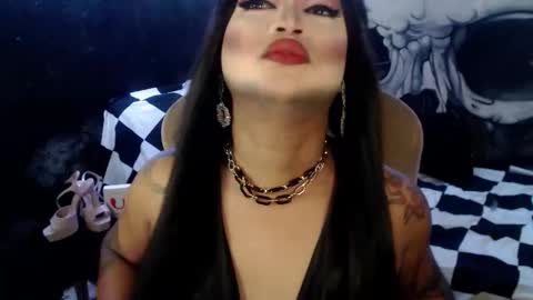 Snapshot of cj_parker69 chatting on 01/19/26, 05:11 QUEEN CESS online show from 01/19/26, 05:11