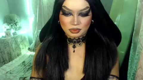QUEEN CESS online show from 06/04/26, 07:09