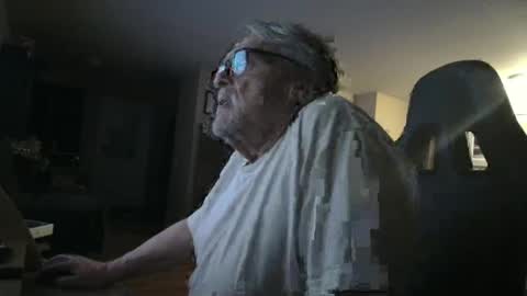 Snapshot of cjscout chatting on 01/04/25, 06:41 cjscout online show from 01/04/25, 06:41