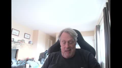 Snapshot of cjscout chatting on 02/22/25, 10:09 cjscout online show from 02/22/25, 10:09