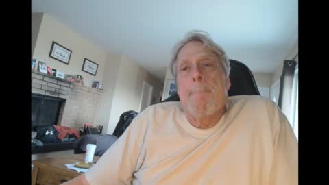 Snapshot of cjscout chatting on 03/02/25, 01:15 cjscout online show from 03/02/25, 01:15