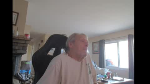 Snapshot of cjscout chatting on 10/06/25, 07:00 cjscout online show from 10/06/25, 07:00