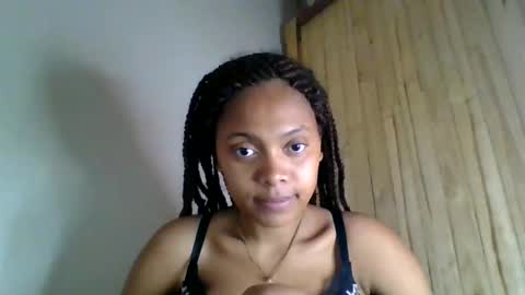 ckamilla45 online show from 10/03/25, 04:09