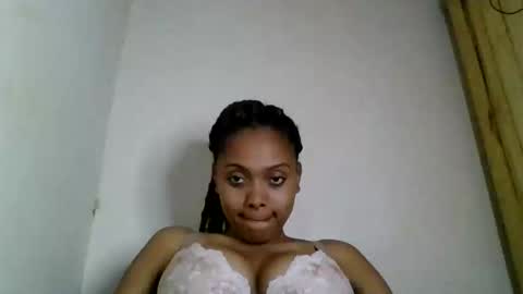ckamilla45 online show from 10/23/25, 07:51