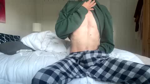 ckeefer96 online show from 02/18/25, 05:42