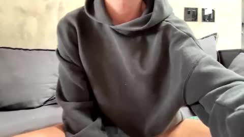 ckeefer96 online show from 10/18/25, 07:36